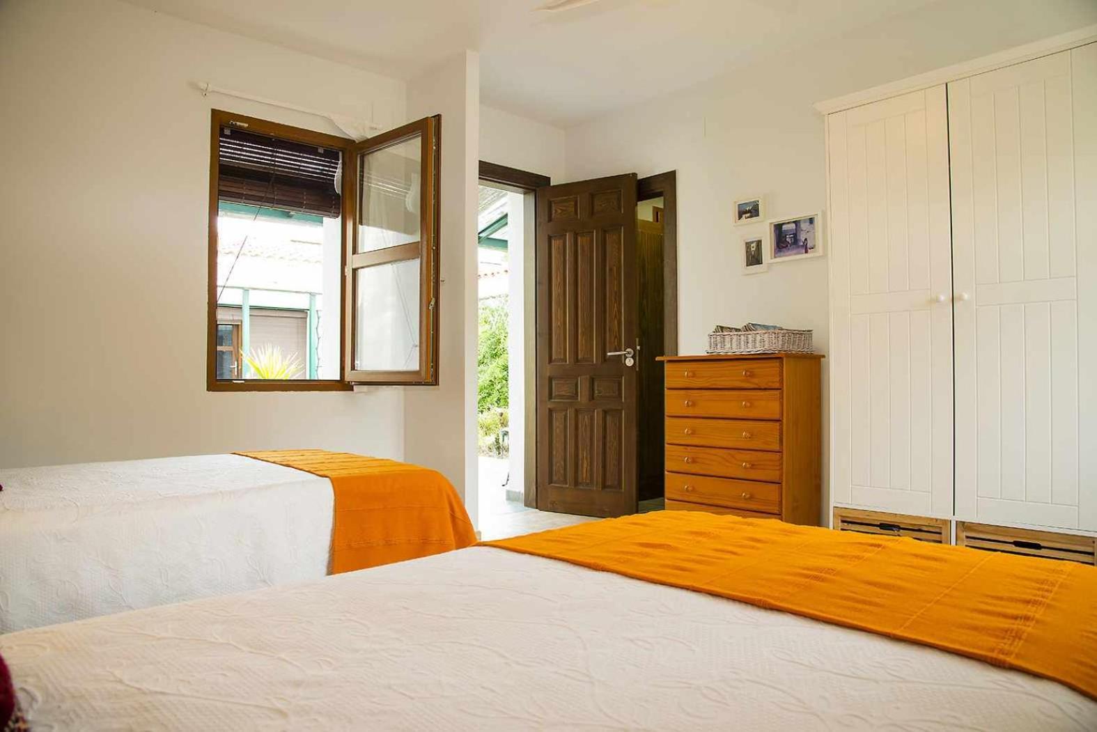 B&B Masia Aitona Vall d'Alba Room photo